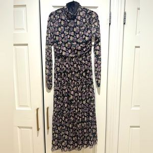 Cinq a sept dress (worn twice) great condition mock neck mesh fabric